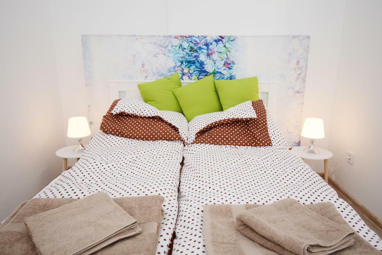 Lillybeth City Center Apartments ブダペスト エクステリア 写真